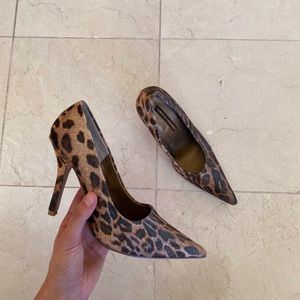 Vintage Chinese Laundry leopard print pump